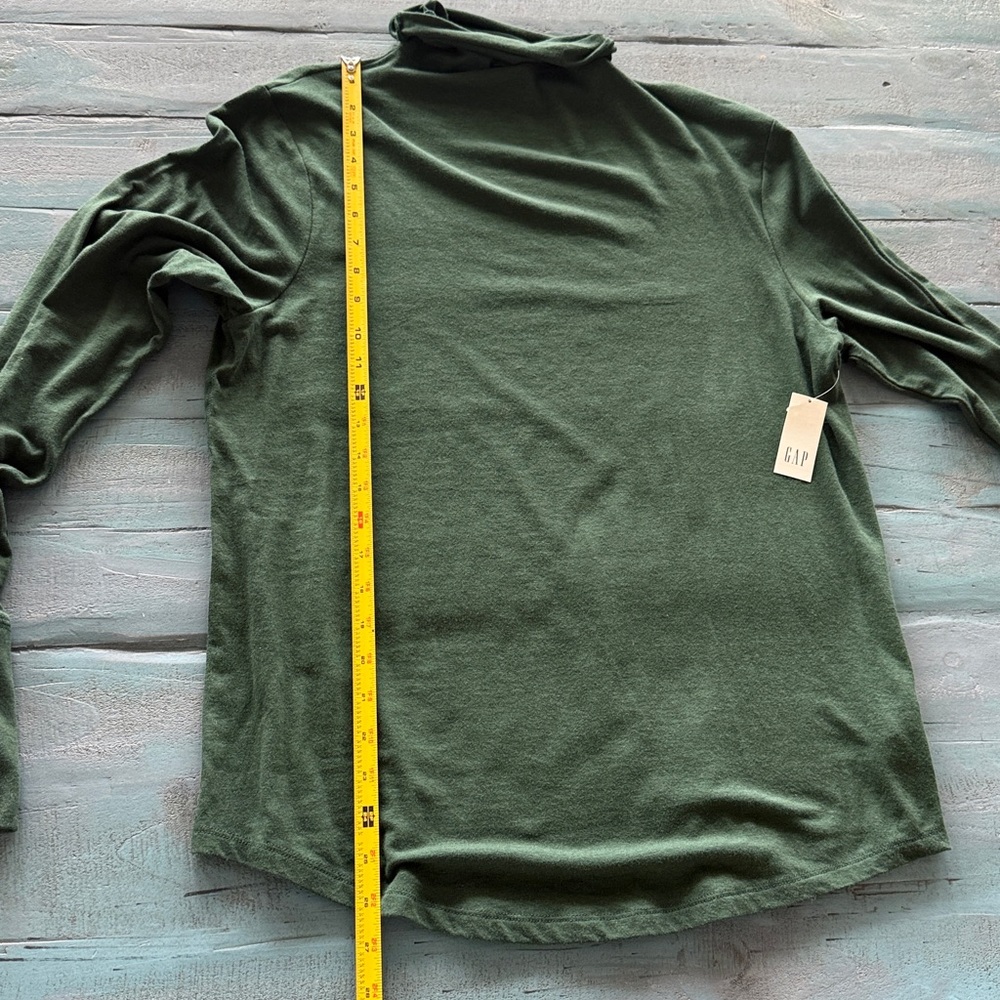 GAP Classic Green Long Sleeve Feather Turtleneck Women's Top, Size XL Tall NWT - Picture 7 of 8